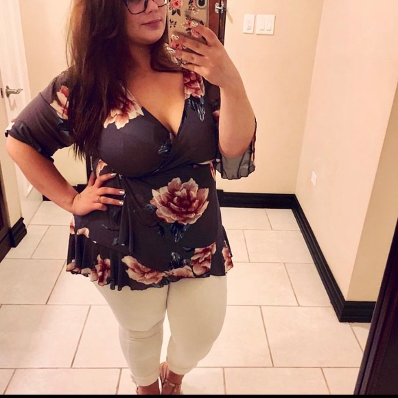 Ashley Stewart Sheer Floral Wrap Top 1X (14/16) - Picture 6 of 6